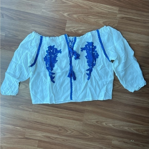Line and Dot by Revolve Valor Boho Embroidered Off the Shoulder Top NWT - Picture 3 of 16